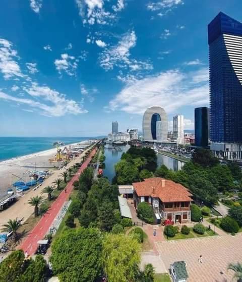 Batumi Appartments Buitenkant foto